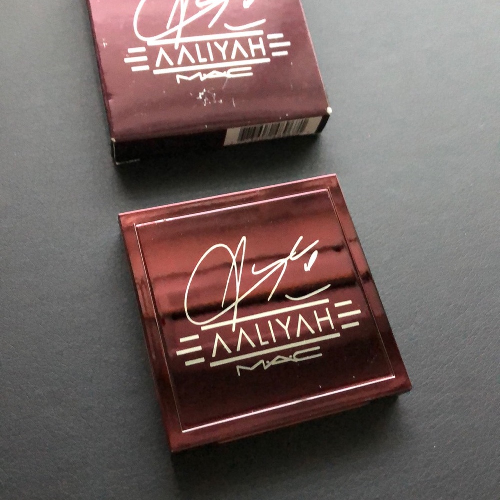 MAC COSMETICS X AALIYAH